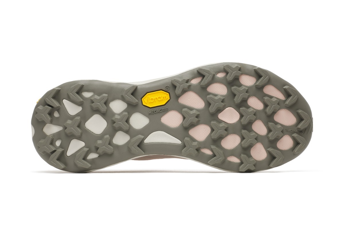 J00005559-AGILITY_PEAK_6_(07)-1200x800